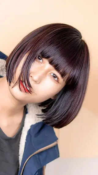 ショート カラー 松尾 泰伸のヘアスタイル