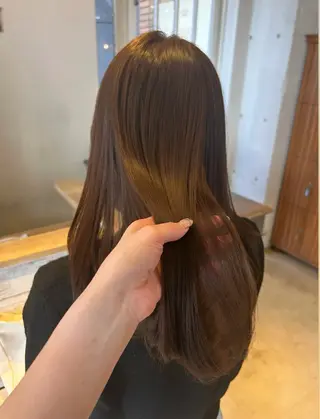 カラー 山本美月♥️艶カラー ♥️暖色カラー♥️のヘアスタイル