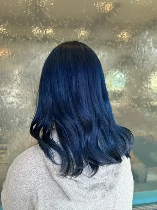 セミロング カラー 辻 友里香のヘアスタイル