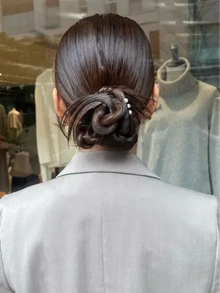 セミロング ヘアアレンジ NORA銀座 NATSUMIのヘアスタイル