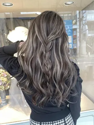 ロング カラー _WHITE高槻店 yusukeのヘアスタイル