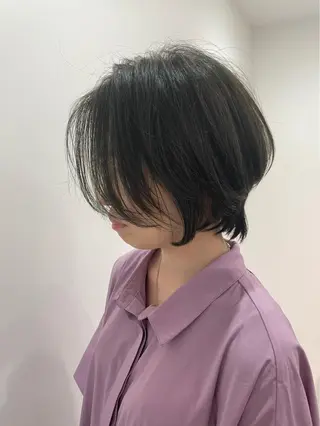 カラー 河野いずみ レイヤー/ボブ 🤍のヘアスタイル