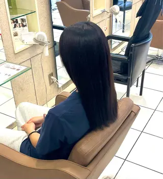 セミロング 🫧艶 ×透明感🫧 吉田 陽菜のヘアスタイル