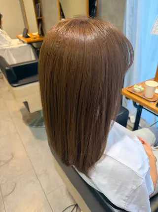 ミディアム カラー 相良 美羽のヘアスタイル