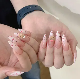 ネイル Pure&Rich Nailのネイルデザイン