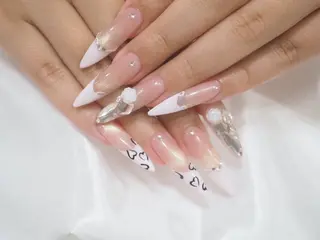 ネイル . 佳那美のネイルデザイン