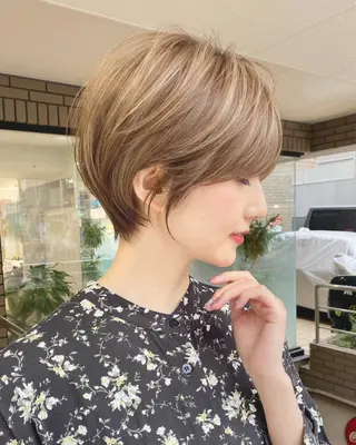 ショート カラー パーマ 山下永次 / 大人ショートのヘアスタイル