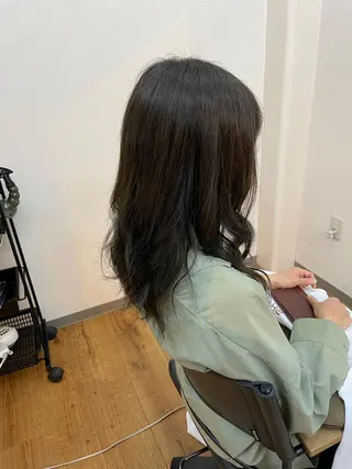 セミロング カラー SHANDIA 山本悠太のヘアスタイル