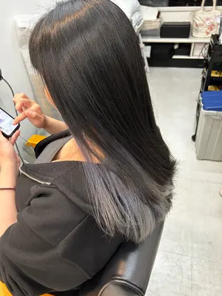 セミロング カラー ashuley YUKIのヘアスタイル