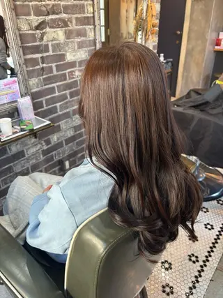 セミロング 田中 綾乃のヘアスタイル