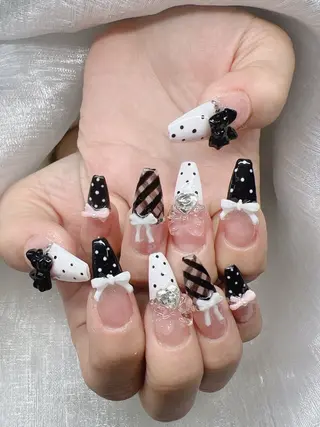 ネイル Lee Nails チップ長さだし専門店のネイルデザイン