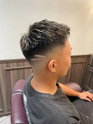 ショート 椿 智行のヘアスタイル