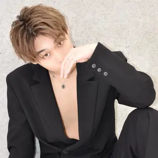 ミディアム カラー メンズ メンズパーマの達人 KAITOのヘアスタイル