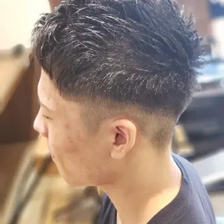 メンズ 槌本 健成のヘアスタイル