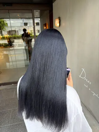 ロング 韓国風レイヤー× くびれヘア艶髪のヘアスタイル