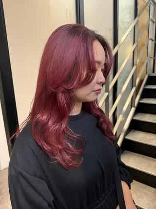 セミロング カラー miu (ミユ)のヘアスタイル