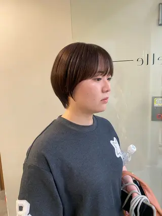 ショート カラー やました もえかのヘアスタイル