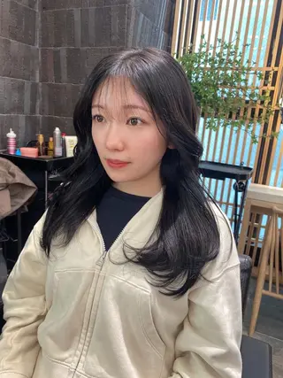 セミロング カラー ♡レイヤーカット れお♡のヘアスタイル