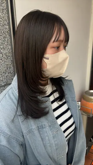 ミディアム 軍司 美夏のヘアスタイル