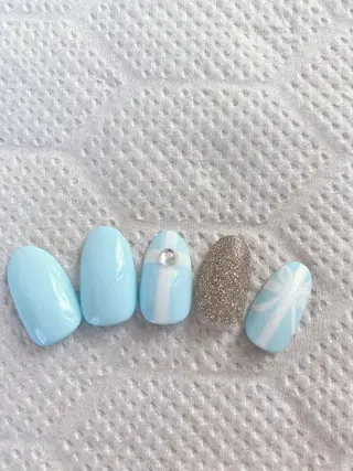 ネイル レイレア ネイルルームのネイルデザイン