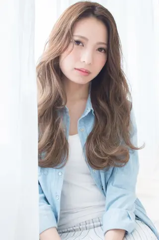 ロング カラー Beach 代表 KENTAのヘアスタイル