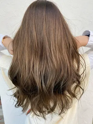 ロング カラー トップスタイリスト/ アユミのヘアスタイル