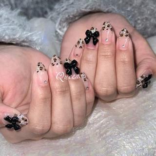 ネイル Queens テイのネイルデザイン