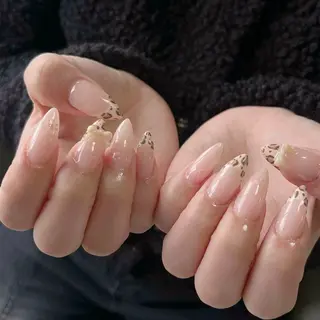ネイル Lyna 池袋のネイルデザイン