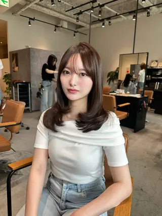 セミロング カラー 韓国レイヤーカット 透明感カラー冨田那樹のヘアスタイル