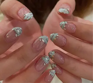 ネイル Pure&Rich Nailのネイルデザイン