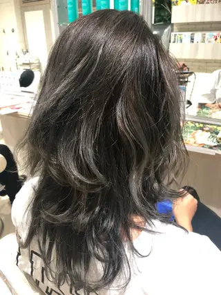 ロング カラー 似合う髪型見つけます AYAKAのヘアスタイル