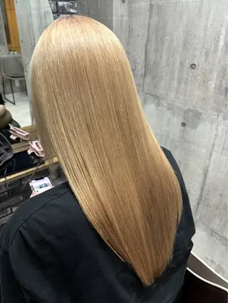 ロング カラー LOCO Aikaのヘアスタイル