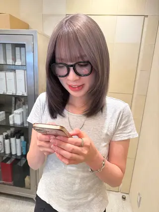 ミディアム 徳田 萌恵のヘアスタイル