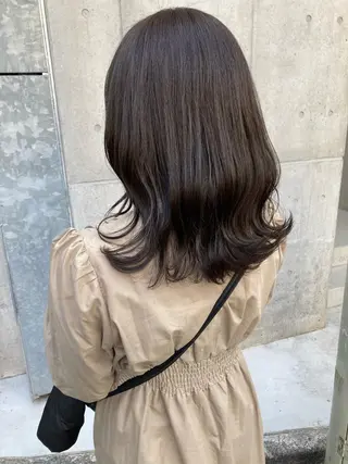 ミディアム ✨色持ちの良い艶 カラー✨蟹江真世のヘアスタイル