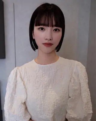 ミディアム ボブ/ハイトーン特化 、鯉口勇人のヘアスタイル