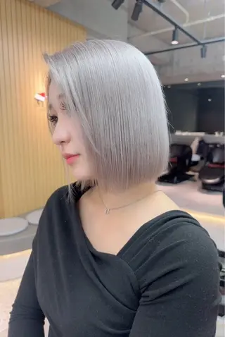 カラー Rio /ハイトーン /透明感カラーのヘアスタイル