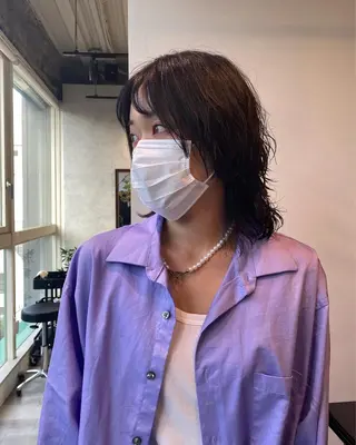 ミディアム ヤクシジ レンのヘアスタイル