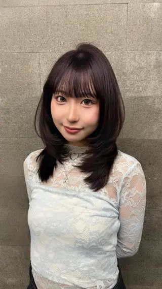 ミディアム カラー 神田 心寧のヘアスタイル