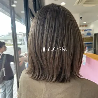 ミディアム カラー 久木原 ゆりのヘアスタイル