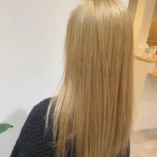 セミロング 中村 彩音のヘアスタイル