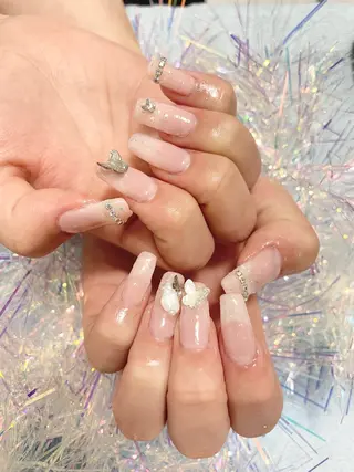 ネイル コトミ【メンズ】 【曲がる縮毛矯正】のヘアスタイル