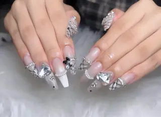 ネイル Lenie Nail Salonのネイルデザイン