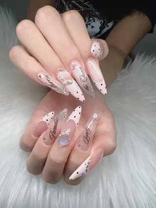 ネイル Lee Nailsのネイルデザイン