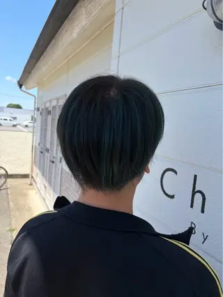 カラー 萩原 光咲のヘアスタイル