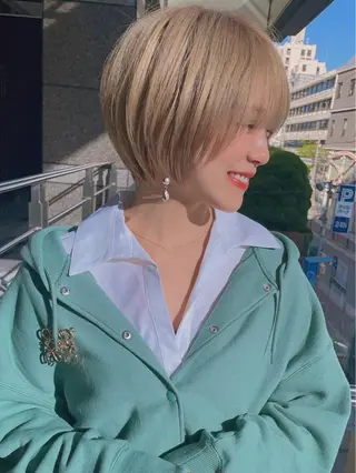 ショート Aster 店長 れおんのヘアスタイル