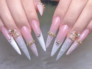 ネイル lucky nail 歌舞伎町のネイルデザイン