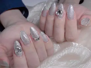 ネイル Mira Nail Studioのネイルデザイン