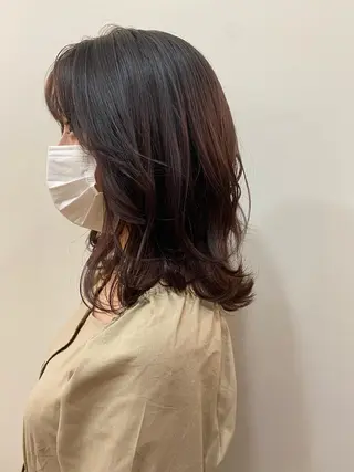 ミディアム Sea by LUVISM アヤノのヘアスタイル