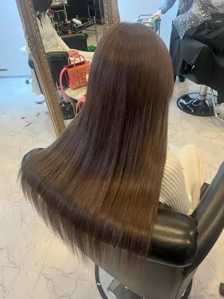 ロング ケアブリーチ&シール エクステの店和田翔莉のヘアスタイル