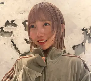 ショート 🐢ダブルカラー🐢 透明感/このかのヘアスタイル